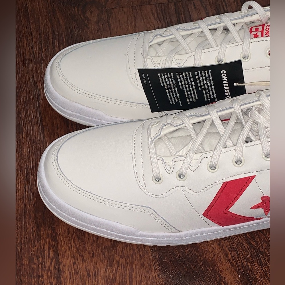 Converse - Picture 5 of 16